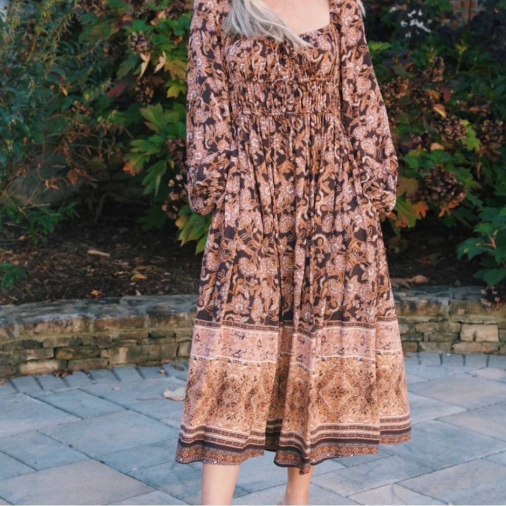 Brand New Olivaceous Floral Boho Midi Dress. Size Small